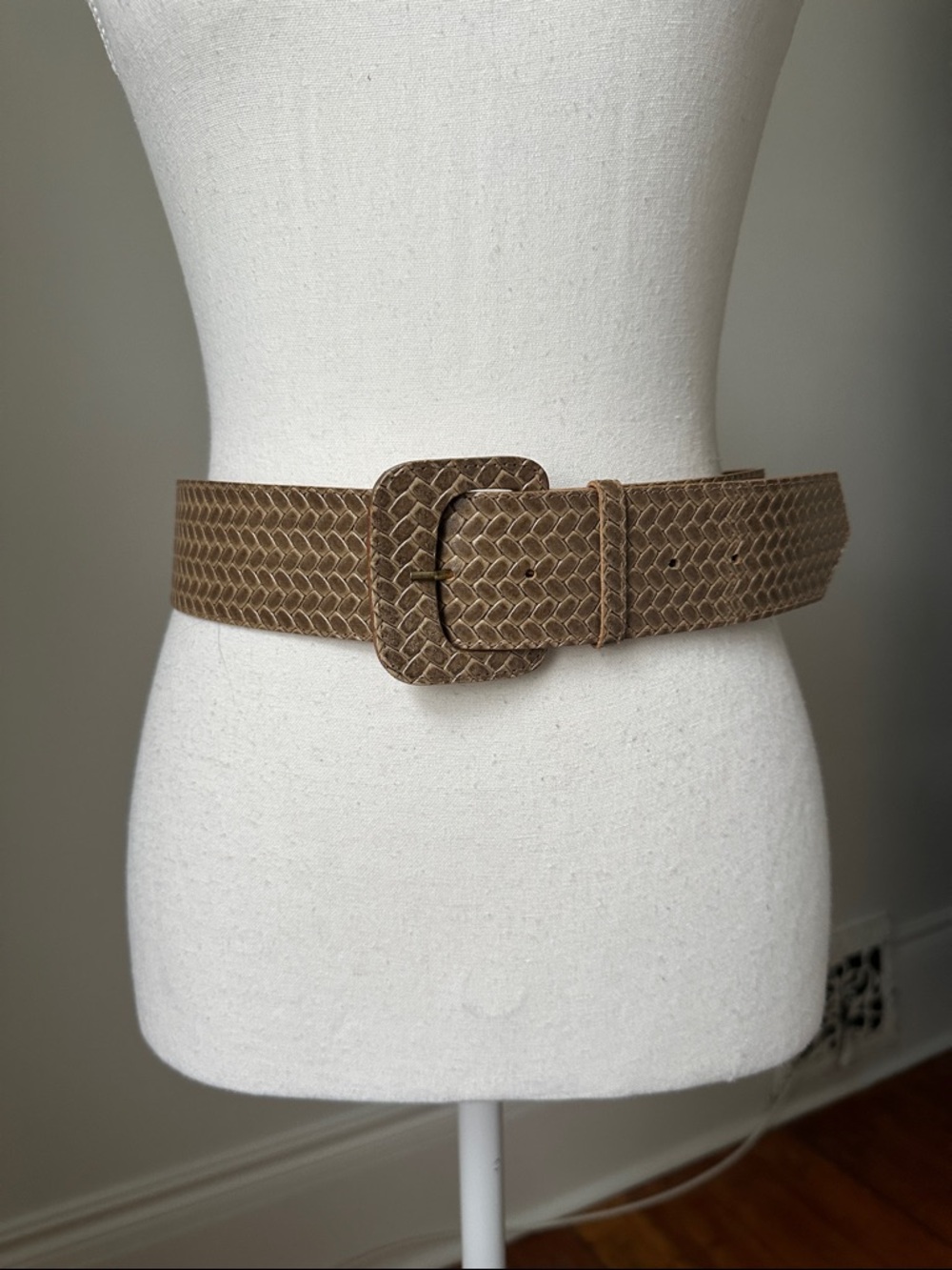 UNBRANDED‎ 100% Leather Tan Textured Western Boho Belt Medium